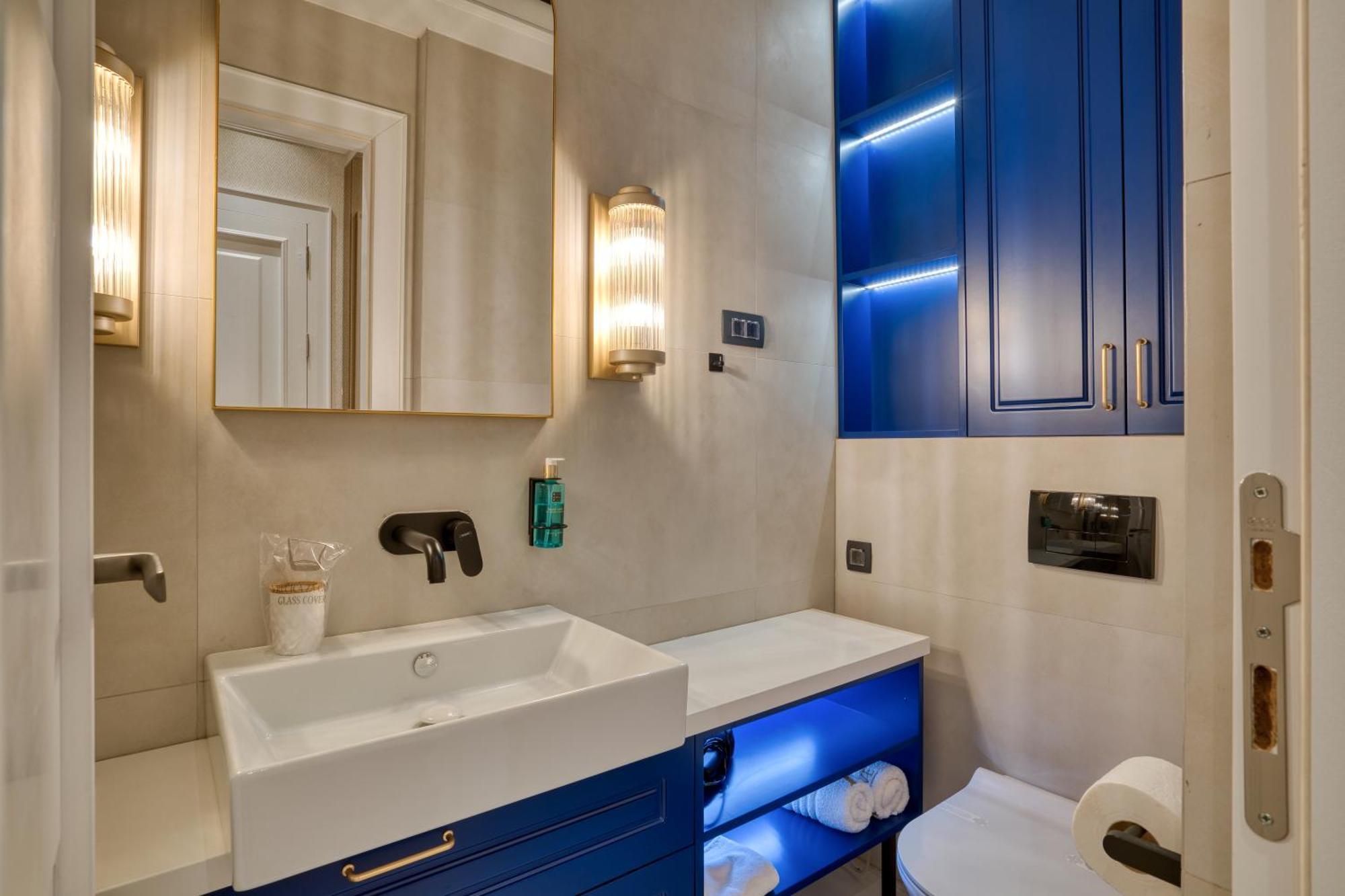 Hive Luxury Suites By Mn Property Kotor Dış mekan fotoğraf