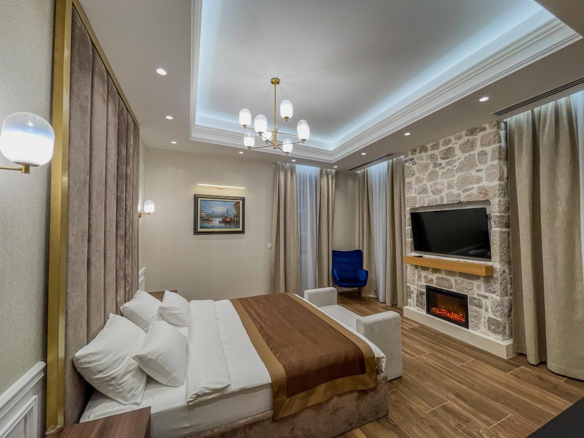 Hive Luxury Suites By Mn Property Kotor Dış mekan fotoğraf